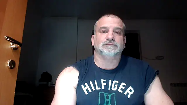 Snapshot of Mauro7788 chatting on March 31, 2:13 am Mauro7788 online show from March 31, 2:13 am