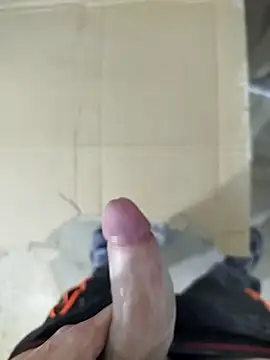 Snapshot of nofaceloverss chatting on January 13, 2:11 pm nofaceloverss online show from January 13, 2:11 pm