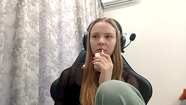 CrackShirker online show from December 23, 6:11 am