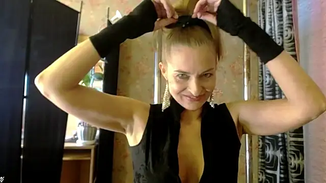 Soniakiss online show from March 27, 2:39 pm