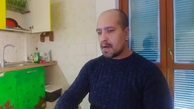 Snapshot of AMIRDIB2025 chatting on December 14, 2:00 pm AMIRDIB2025 online show from December 14, 2:00 pm