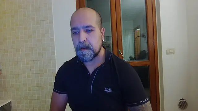 Snapshot of AMIRDIB2025 chatting on January 13, 5:40 pm AMIRDIB2025 online show from January 13, 5:40 pm