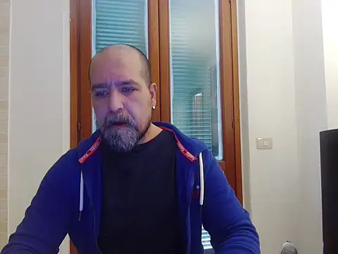 Snapshot of AMIRDIB2025 chatting on January 17, 11:48 am AMIRDIB2025 online show from January 17, 11:48 am