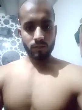 Snapshot of Fitboy07 chatting on January 5, 8:56 pm Fitboy07 online show from January 5, 8:56 pm