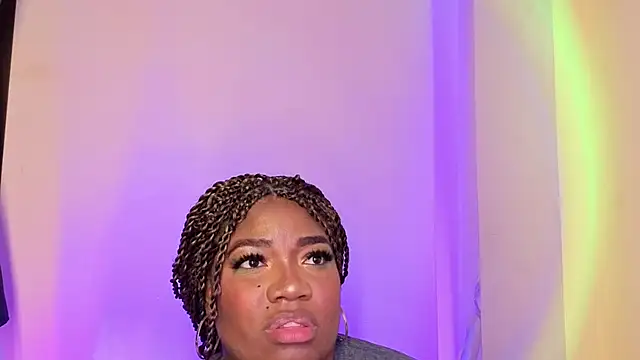 Snapshot of GraceMaaceey chatting on February 25, 2:54 am GraceMaaceey online show from February 25, 2:54 am