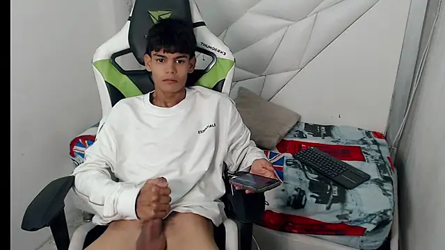 Lil babyyy  online show from December 16, 4:39 am