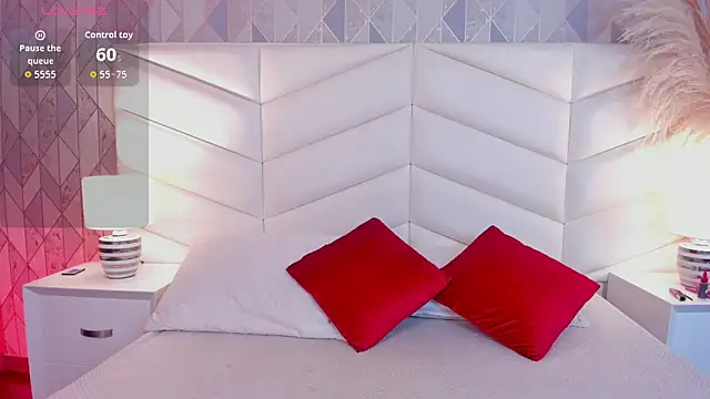 Snapshot of Lizzi_Hotman_ chatting on December 5, 1:20 pm Lizzi Hotman online show from December 5, 1:20 pm