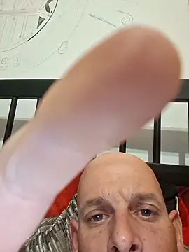 Snapshot of AbleHeritage47 chatting on April 15, 11:27 pm AbleHeritage47 online show from April 15, 11:27 pm