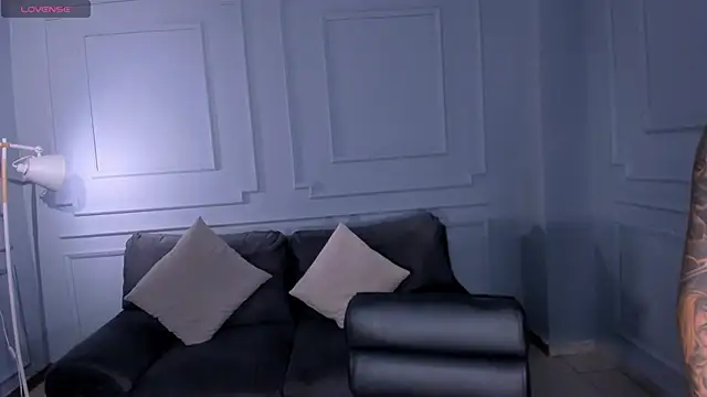 AmbarOwens online show from February 9, 1:42 am