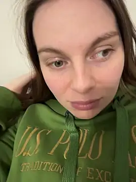 Snapshot of d0uble_trouble chatting on March 26, 6:35 pm d0uble trouble online show from March 26, 6:35 pm