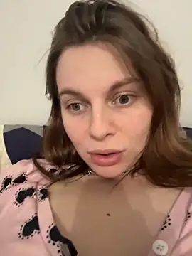 Snapshot of d0uble_trouble chatting on April 1, 4:59 pm d0uble trouble online show from April 1, 4:59 pm