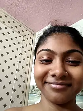 Cute diya023 online show from May 4, 5:58 am