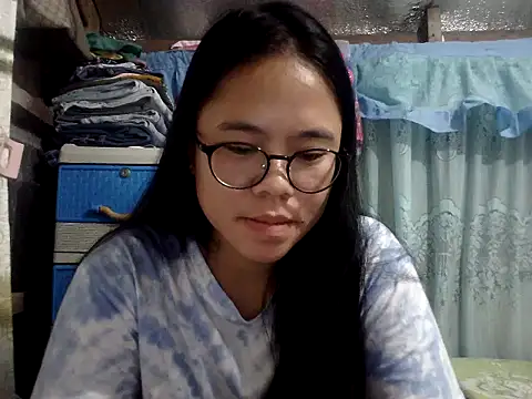 xxdreamgirl69 online show from May 5, 9:56 pm