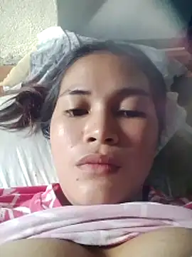 Lovely aprilxx online show from April 3, 8:23 am