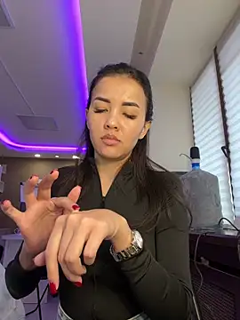 cordeliawow online show from February 22, 6:02 am