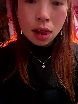 alissa-ww online show from January 7, 2:19 pm