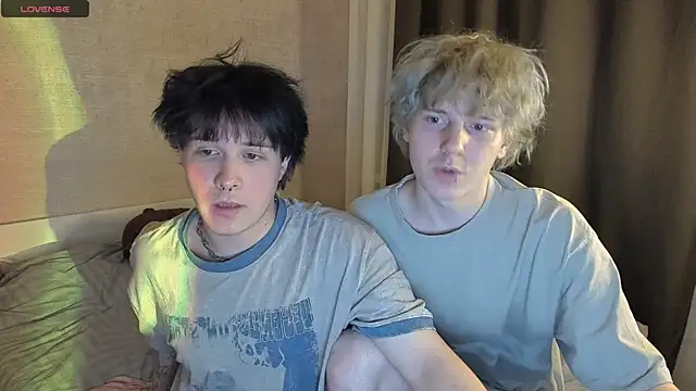 miya meow miku online show from December 20, 6:04 pm