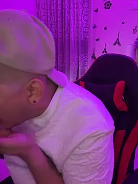 ian david Xxx online show from December 14, 2:22 pm