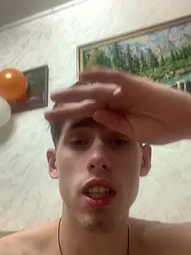 FreeRich online show from December 16, 3:11 am