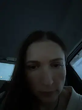 Snapshot of ZaraHill chatting on December 22, 2:52 am ZaraHill online show from December 22, 2:52 am