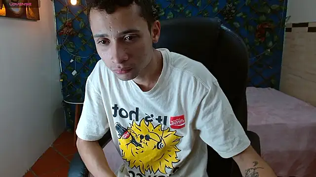 LucassSmith11 online show from February 2, 6:28 pm