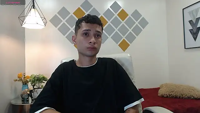 LucassSmith11 online show from March 9, 7:07 pm