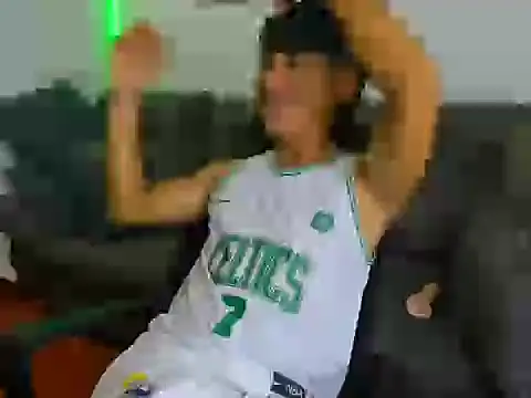 Mikke18 online show from December 19, 3:24 am