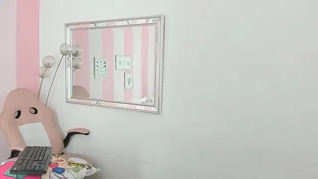 Amaia Monroe online show from February 10, 4:16 am