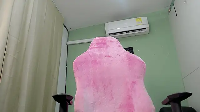 Mishell hot  online show from January 10, 7:59 pm