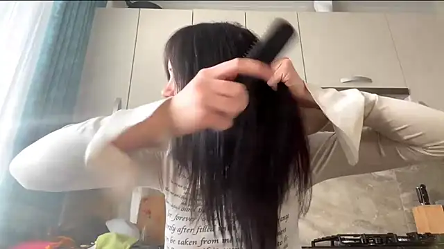 Snapshot of ZeeHope chatting on February 11, 6:18 am ZeeHope online show from February 11, 6:18 am