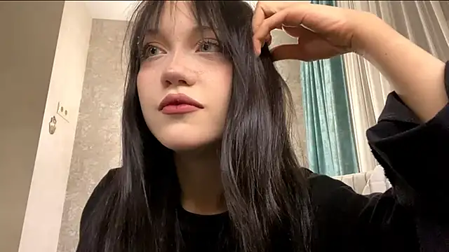 Snapshot of ZeeHope chatting on February 13, 6:48 pm ZeeHope online show from February 13, 6:48 pm