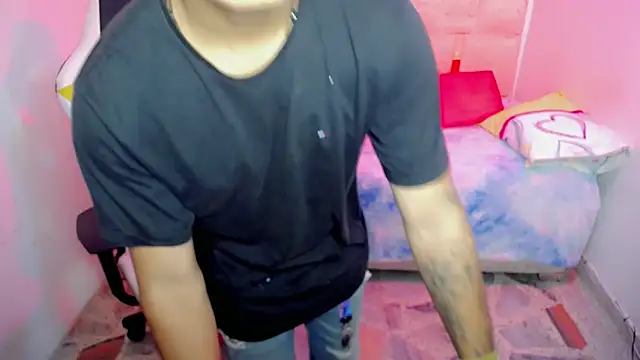 Green XoX online show from January 31, 7:11 pm