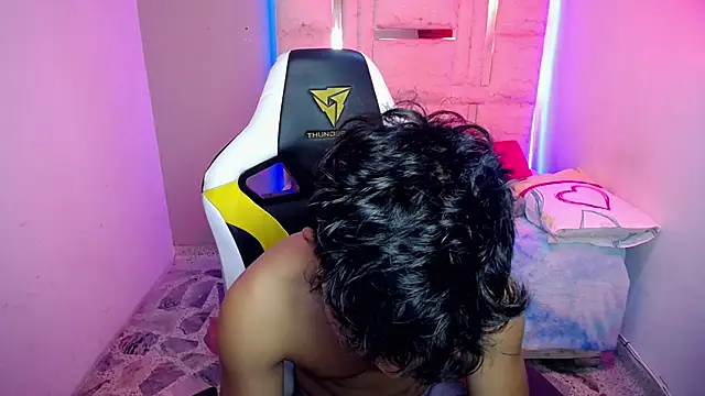 Green XoX online show from February 5, 12:54 pm