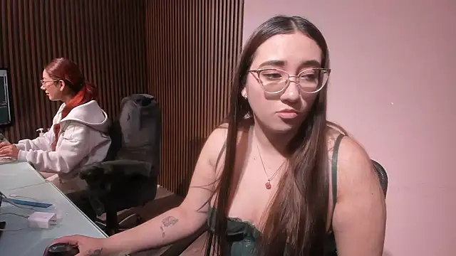 SwettieSammy online show from April 24, 1:13 pm