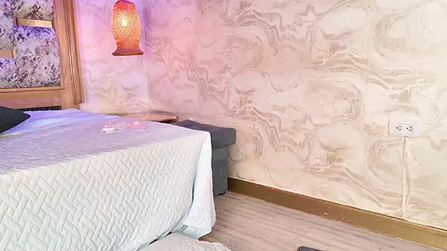 emily dempsey online show from March 20, 6:13 pm