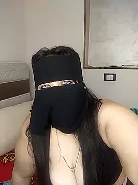 Snapshot of lolotheone chatting on February 4, 12:27 am lolotheone online show from February 4, 12:27 am