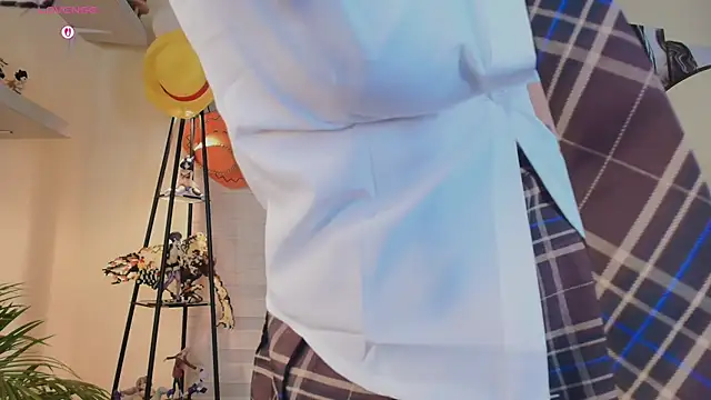 AryRousse online show from April 1, 11:35 pm