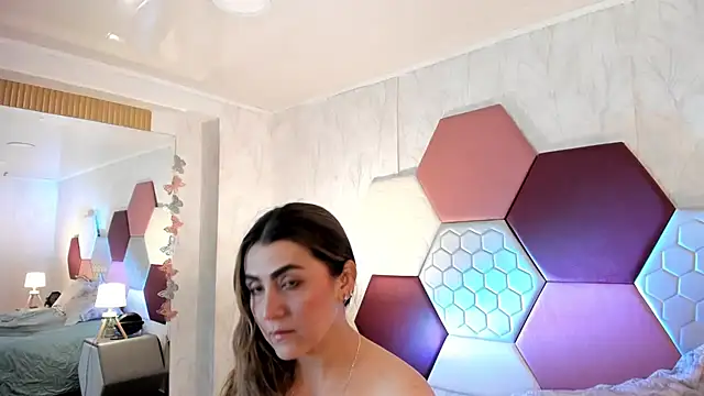 AriaRous online show from January 31, 7:11 pm