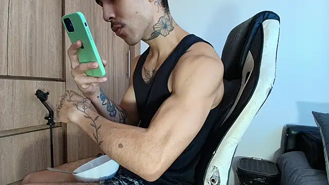 liorvante online show from July 6, 3:47 pm