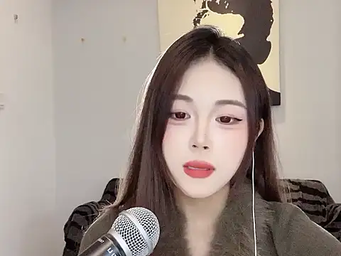 Snapshot of REne-0925 chatting on February 7, 4:27 am REne-0925 online show from February 7, 4:27 am