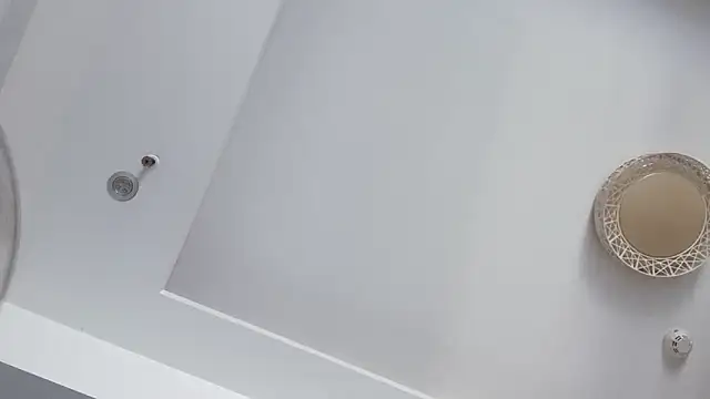 Snapshot of REne-0925 chatting on February 10, 6:17 am REne-0925 online show from February 10, 6:17 am