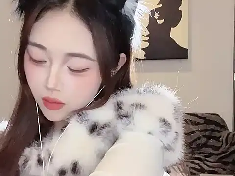 Snapshot of REne-0925 chatting on February 11, 5:01 am REne-0925 online show from February 11, 5:01 am