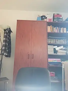 Snapshot of Sareyxon chatting on December 3, 10:24 am Sareyxon online show from December 3, 10:24 am