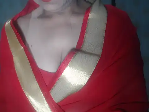 Hotronita123 online show from January 9, 5:15 pm