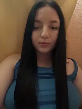 Snapshot of DianazLove1 chatting on April 20, 1:47 pm DianazLove1 online show from April 20, 1:47 pm