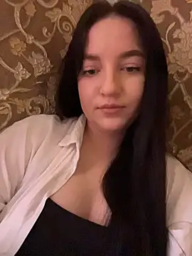 Snapshot of DianazLove1 chatting on April 24, 6:49 am DianazLove1 online show from April 24, 6:49 am