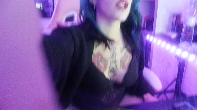 blackrose1997 online show from May 8, 10:53 am