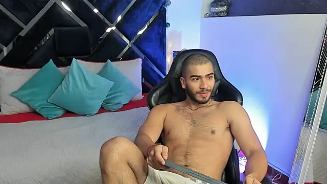 Franco banderas online show from December 17, 12:55 pm