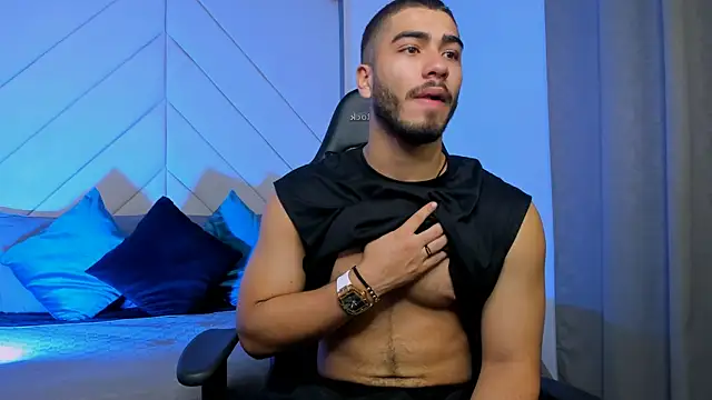 Franco banderas online show from January 13, 3:50 pm