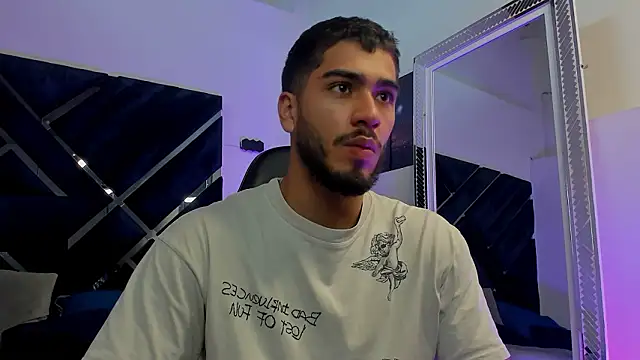 Snapshot of Franco_banderas chatting on February 21, 2:51 pm Franco banderas online show from February 21, 2:51 pm